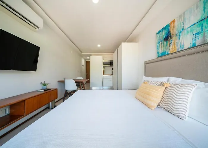 Modern With Pool In Appartement *
